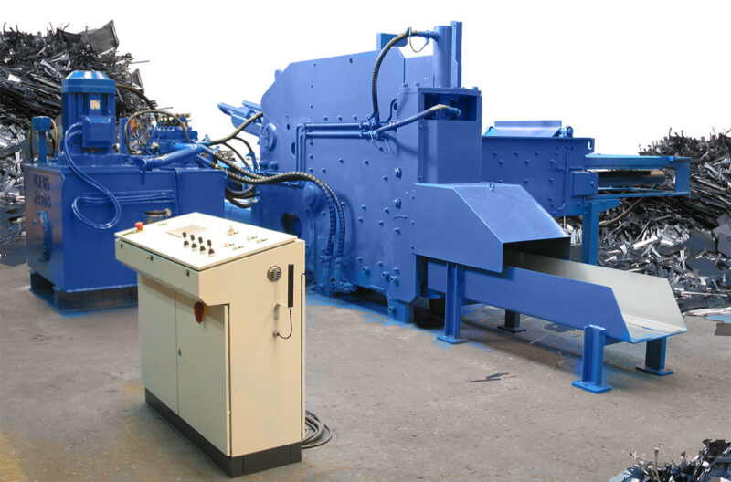 prensa-chatarra-GC-f-scrap-baler-2019-800x528